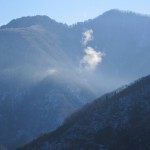 天然水が創られる山々