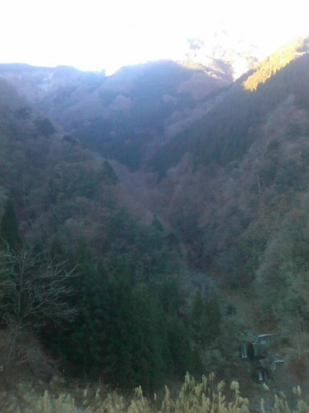 天然水が創られる山々